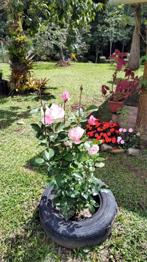 Chale Vale Das Flores - Visconde De Maua Rj Экстерьер фото