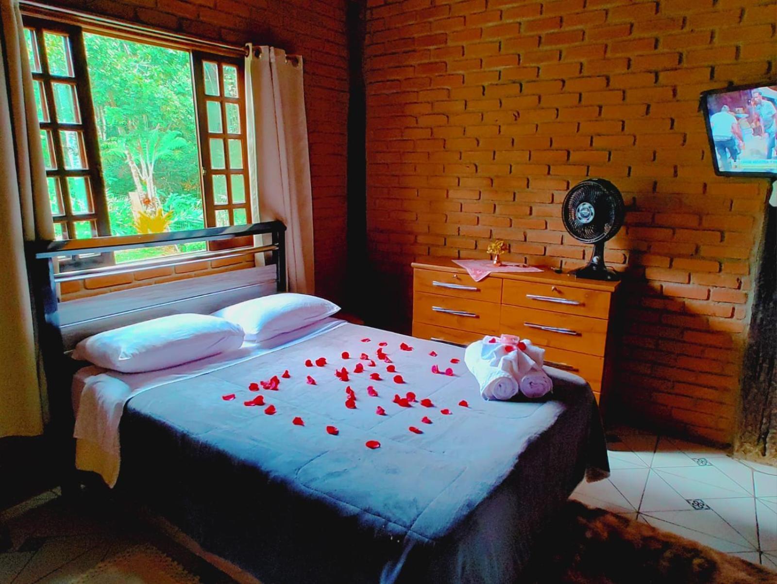 Chale Vale Das Flores - Visconde De Maua Rj Экстерьер фото